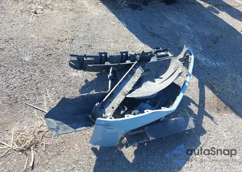 2013 Volkswagen Beetle 2.5L z USA, uszkodzony, nr VIN 3VWJX7AT9DM682880